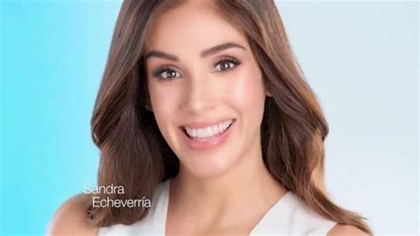 Neutrogena Hydro Boost Tv Spot Radiante Con Sandra Echeverría