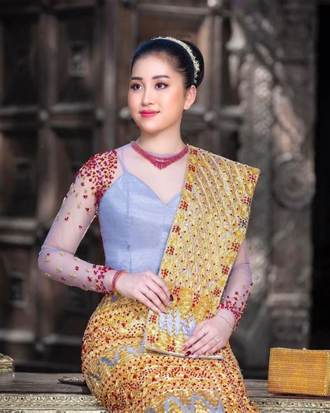 Myanmar Traditional Dress Traditional Dresses Wedding Attire Wedding