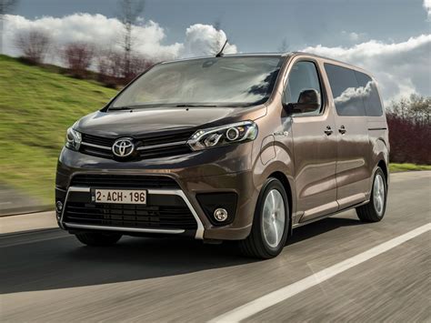 Toyota Proace Verso Electric Fahrbericht AutoGuru At