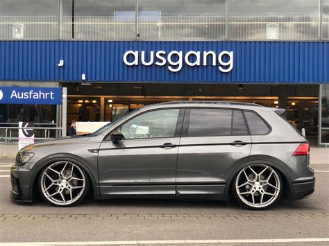 Volkswagen Tiguan Grey Rohana Rfx11 Wheel Front