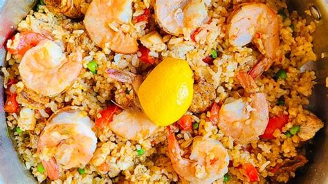 Easy Authentic Paella Recipe by Maklano