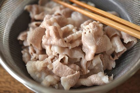 豚しゃぶ肉のゆで方と美味しく食べるための冷やし方：白ごはんcom