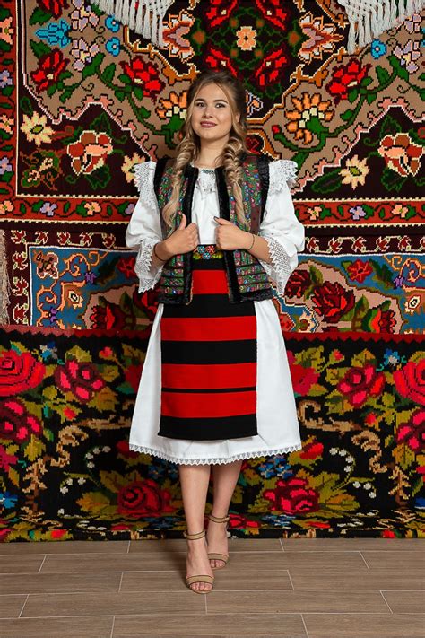 Costum Popular Femeie Maramures