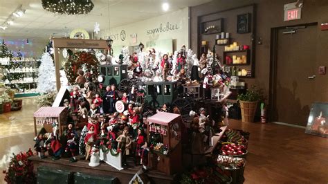 Byers' Choice Carolers — Christmas Eve / Budget Pools (Peabody, MA ...