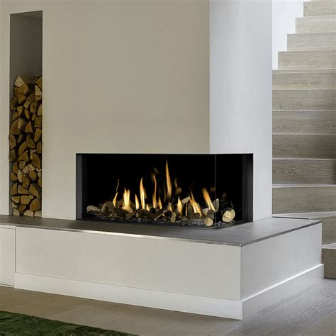 A Two Sided Large Contemporary Gas Fireplace From Barbas Bellfires The