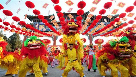 Tradiciones De Beijing Creencias Fiestas Costumbres Vestimenta Y