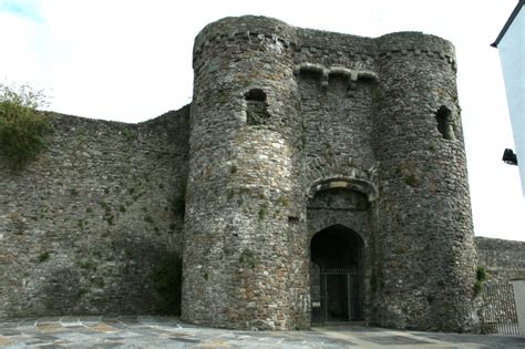 CARMARTHEN CASTLE