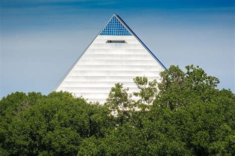 The Memphis Pyramid | Amusing Planet