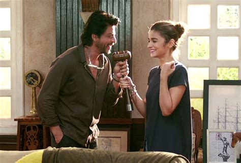 Shah Rukh Khan And Alia Bhatt Starrer Dear Zindagi To Release In Us And