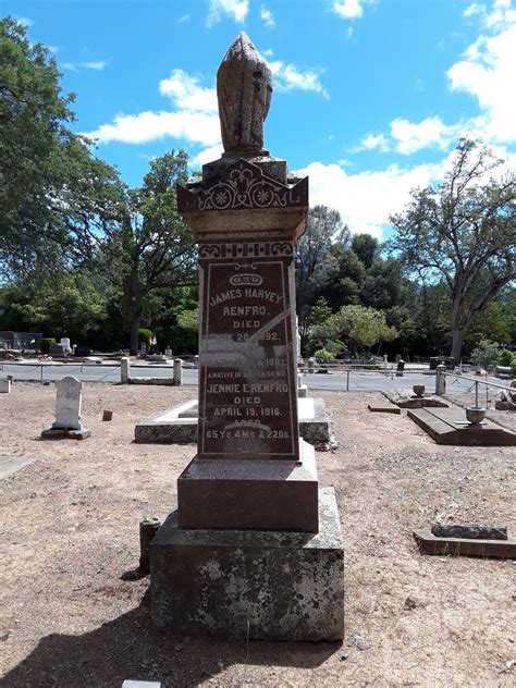 Brad Renfro Memorial: Remembering His Life and Career 23