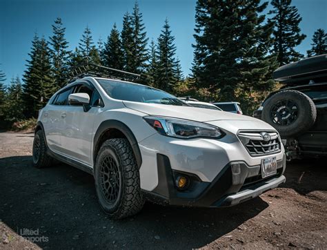 Subaru Crosstrek Stock Tire Sizes: All Years & Trim Levels