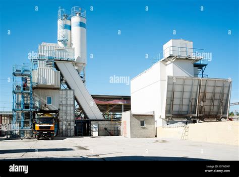 Concrete Batching Plant Stock Photo Alamy