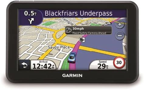 Garmin Nuvi Sat Nav With Uk And Ireland Maps Amazon Co Uk