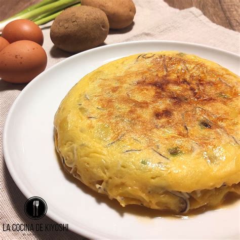 Tortilla Rellena De Ajetes Y Gulas La Cocina De Kiyoshi