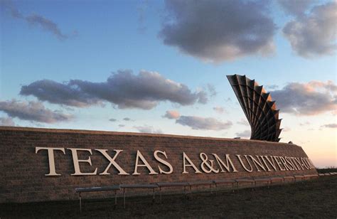 Texas A&M University Corpus Christi | Jeffrey Heinke Design