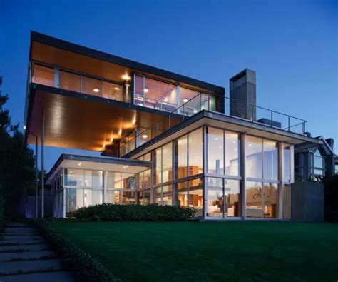 18 Modern Glass House Exterior Designs