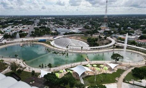 AMLO inaugura junto al gobernador de Yucatán el Gran Parque de la