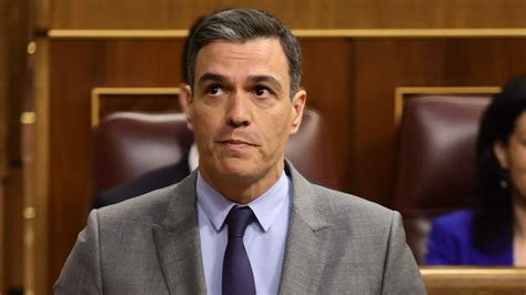 Pedro Sánchez cancela su agenda para reflexionar sobre su continuidad