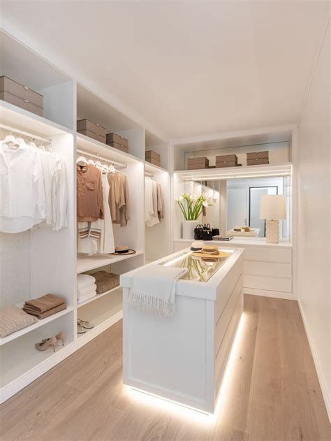 10 clever walk in wardrobe ideas to help you create your dream closet ...