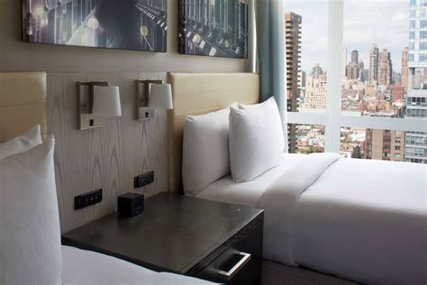 DoubleTree by Hilton New York Times Square West Reviews, Deals & Photos ...