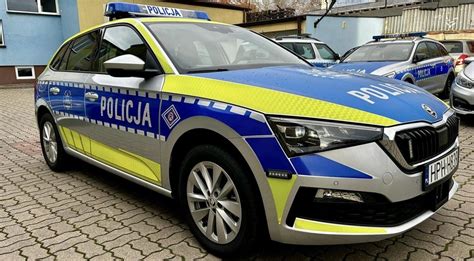 Radiow Z W Nowych Barwach Trafi Do Wyszkowskich Policjant W