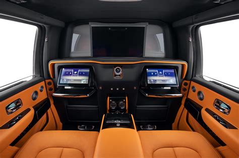 Klassen Verl Ngert Das Luxus Suv Rolls Royce Cullinan Um Mm F R