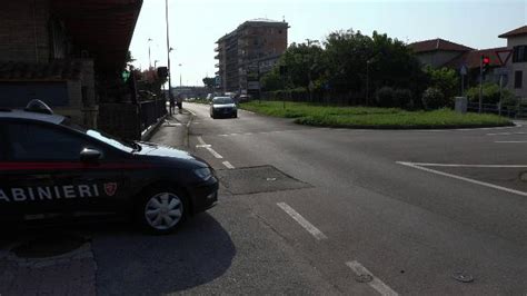 Incidente Garbagnate Milanese Ubriaco E Senza Patente Su Furgone