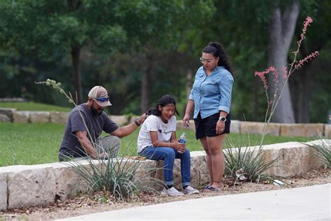 At least 19 children, 2 teachers dead after shooting at Texas elementary school - ABC News