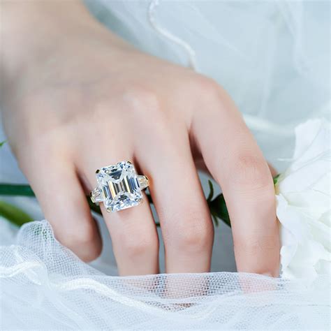 Gigajewe Ct White D Color Emerald Cut And Baguette Moissanite K