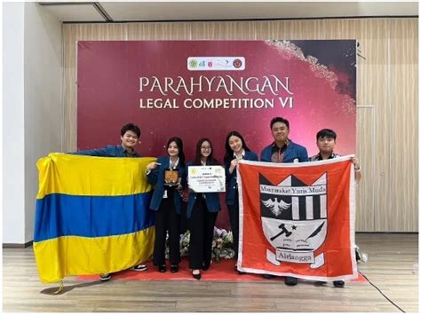 Delegasi Debat Hukum Fh Unair Raih Juara Di Parahyangan Legal