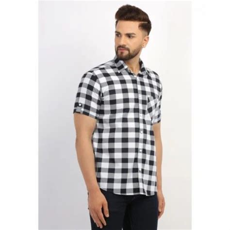 Medium Checks Cotton Black And White Check Shirt, Half Sleeves, Casual ...