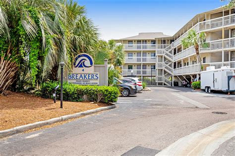 Breakers 305 1 Bd Hilton Head Sc Vacation Rental Vacasa