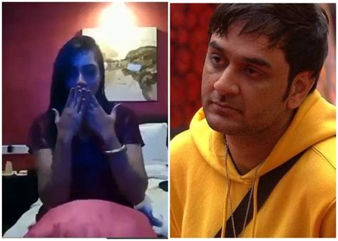 Bigg Boss Arshi Khan Breaks Down While Talking About Vikas Gupta In