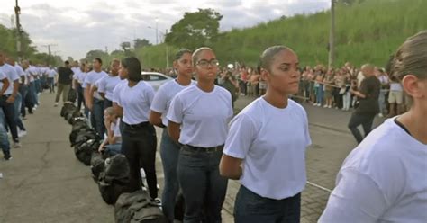 Marinha Do Brasil Abre Turma Mulheres No Curso De Forma O De