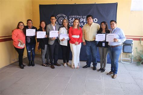 Entrega Paola Angón Premio al Mérito a Servidores Comprometidos en San