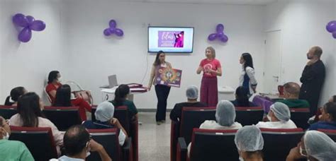 Hospital Regional Costa do Cacau celebra Agosto Lilás palestra