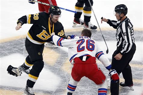 Bruins pull away from Rangers for 10th straight win - masslive.com