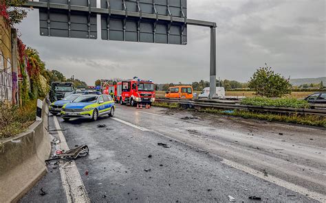 Vollsperrung Und Verletzte Unfall Auf Der A66 Bei Langenselbold