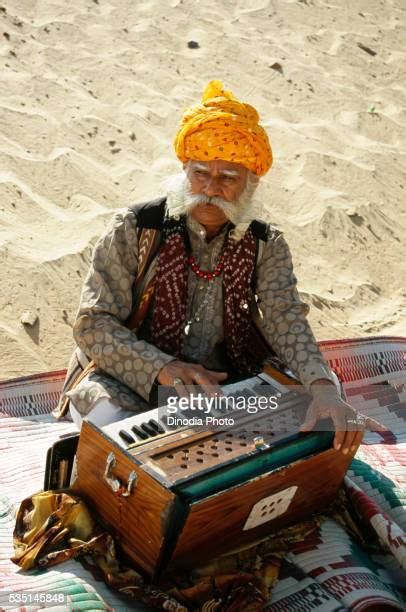 Rajasthani Folk Music Photos and Premium High Res Pictures - Getty Images