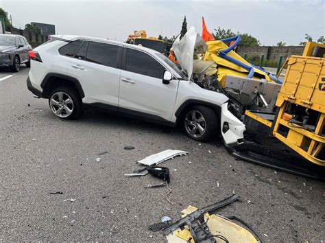 又是輔助駕駛肇禍國1苗栗公館段休旅車追撞工程緩撞車 社會 自由時報電子報