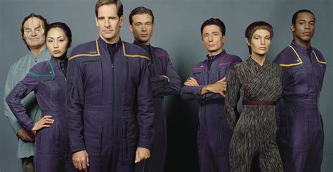 Star Trek: Enterprise Season 4 - watch episodes streaming online