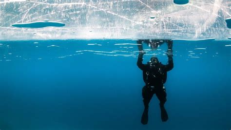 Ice Diving: Guide to Submerging into an Arctic Wonderland - Scuba.com