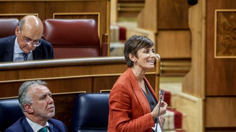 Isabel Rodríguez comparece en el Congreso hostigada por Sumar y en