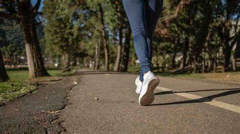 Perdere Peso Con La Camminata Quanti Passi Fare Al Giorno Risultati