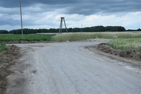 Przebudowa drogi gminnej w miejscowości Kierzków Gmina Stanin