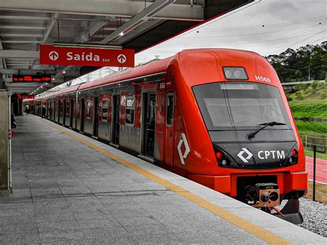 Trens Da S Rie J S O Maioria Na Linha Coral Metr Cptm