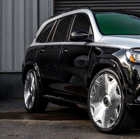 Baller Two Tone Maybach Gls 600 Rs Now Rides Proud With 650 Hp On