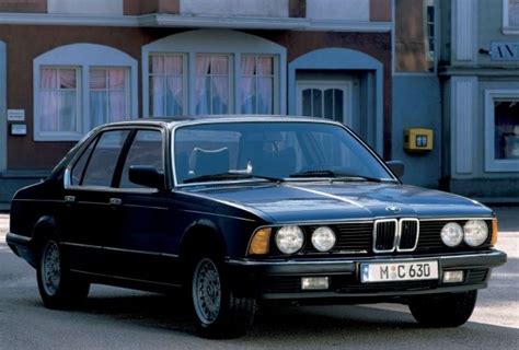 BMW 7 Series Classic Black Car