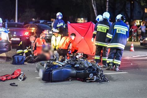 Śmiertelny wypadek w Lesznie Tragedia na skrzyżowaniu zginął 47