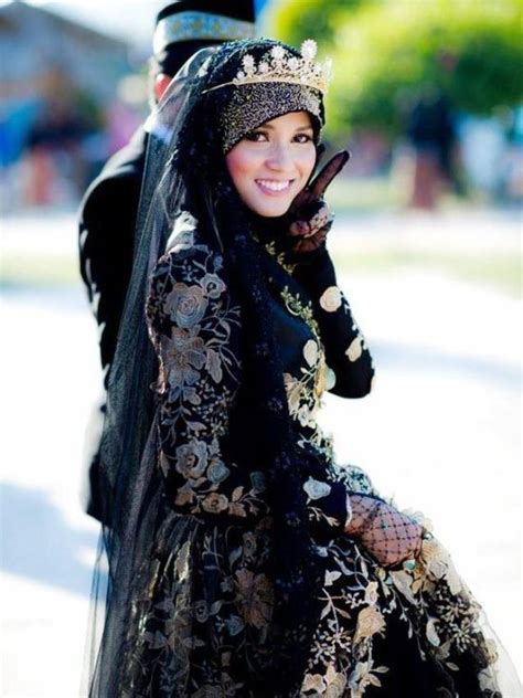 Baju Akad Nikah Warna Hitam Haruskah Mengenakan Kebaya Putih Saat